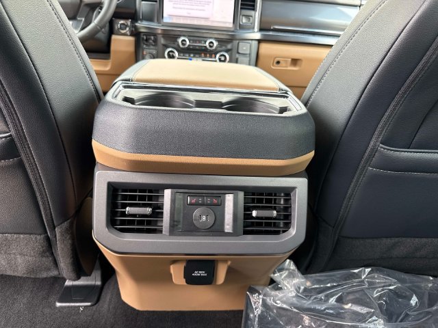 New 2026 Ford F350 Lariat w/ Chrome Package AWD/4WD image 17