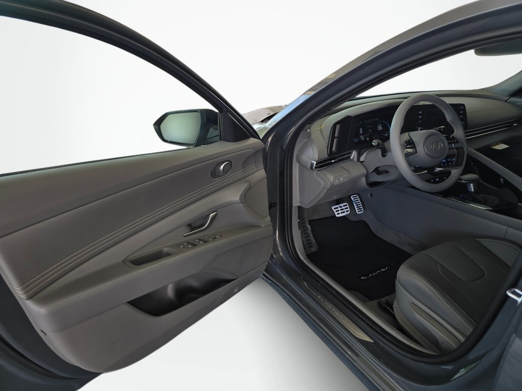 New 2026 Hyundai Elantra SEL Sport Premium FWD image 31