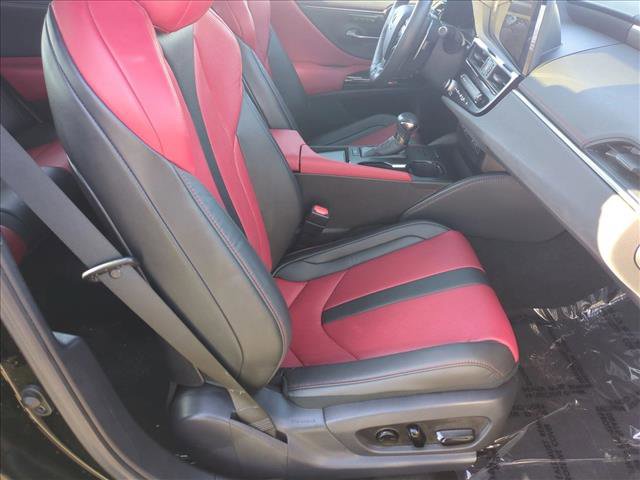 Used 2024 Lexus ES 350 F Sport w/ Accessory Package (Z2) image 22