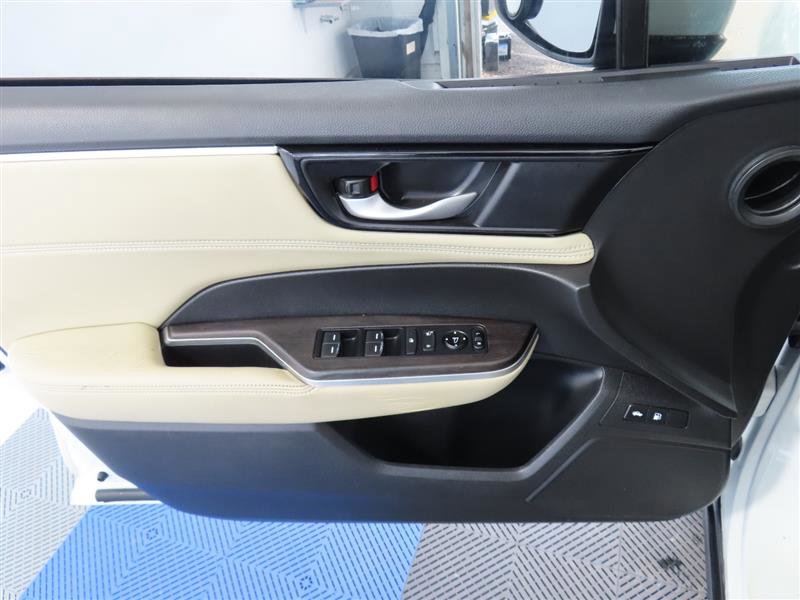 Used 2018 Honda Clarity Touring image 13