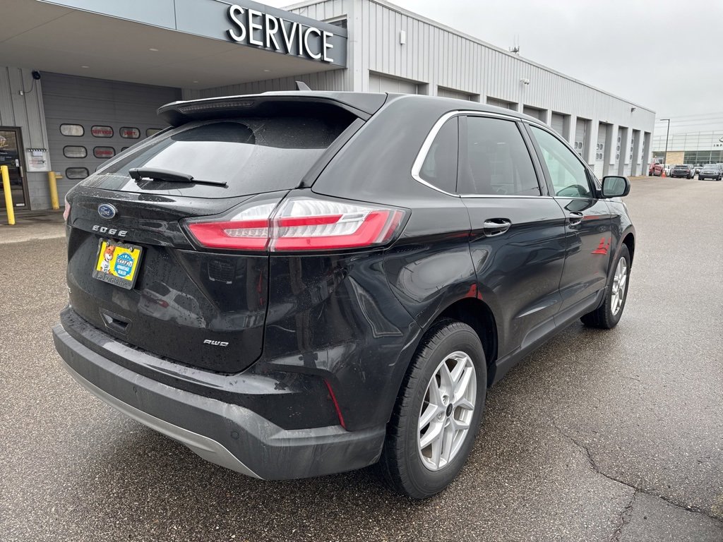 Used 2023 Ford Edge SEL w/ Convenience Package image 5