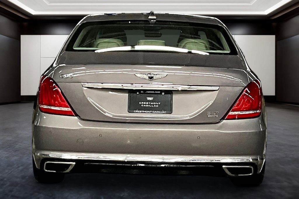 Used 2018 Genesis G90 3.3T Premium image 5