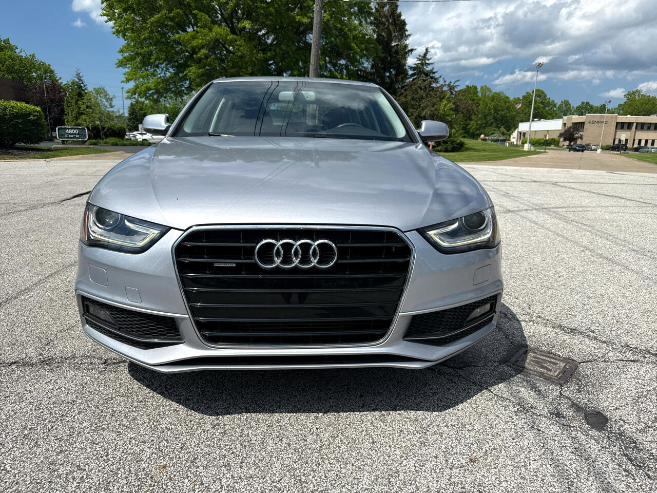 Used 2016 Audi A4 2.0T Premium Plus w/ Technology Package image 2