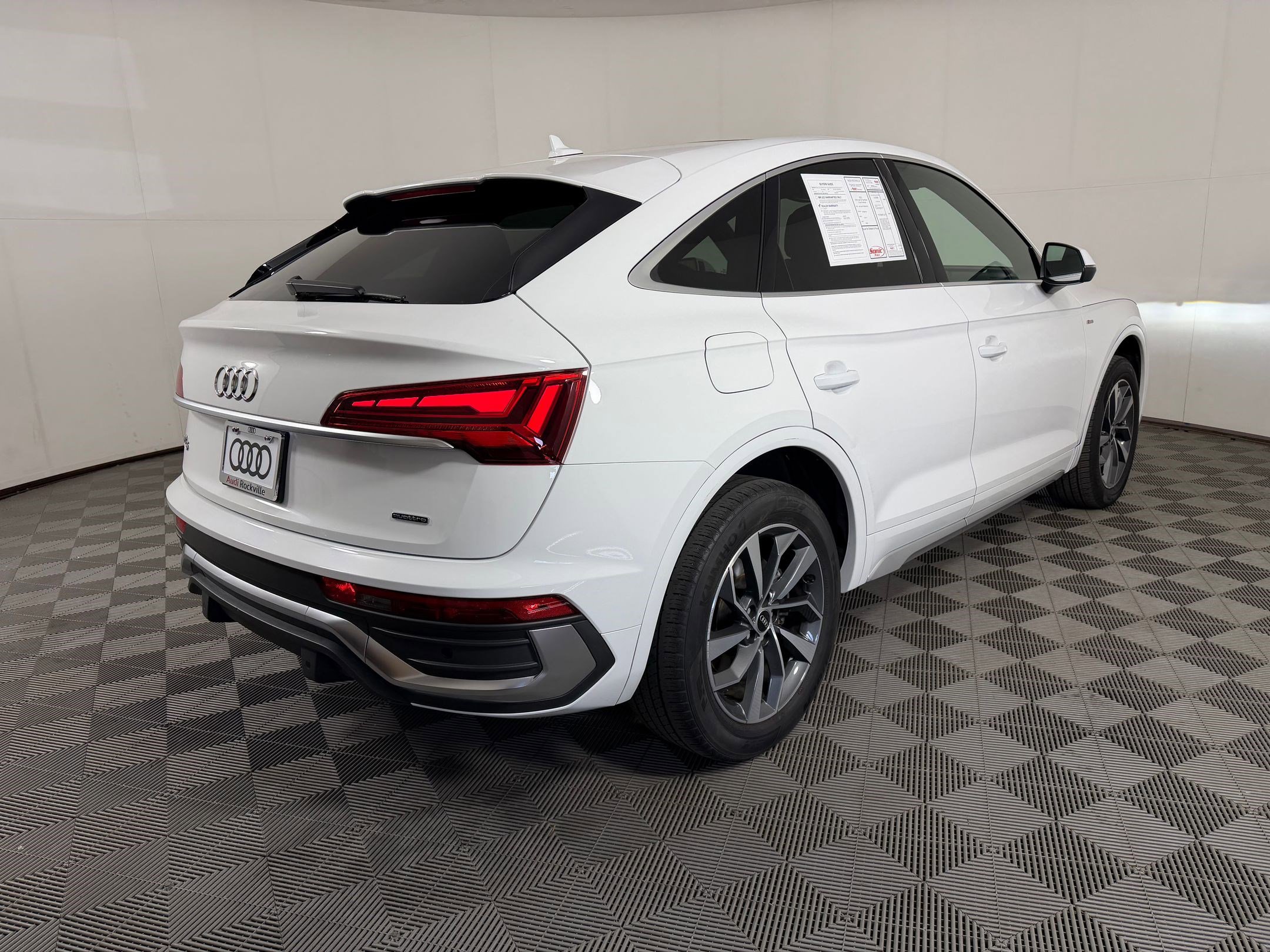 Used 2022 Audi Q5 2.0T Premium AWD/4WD image 9