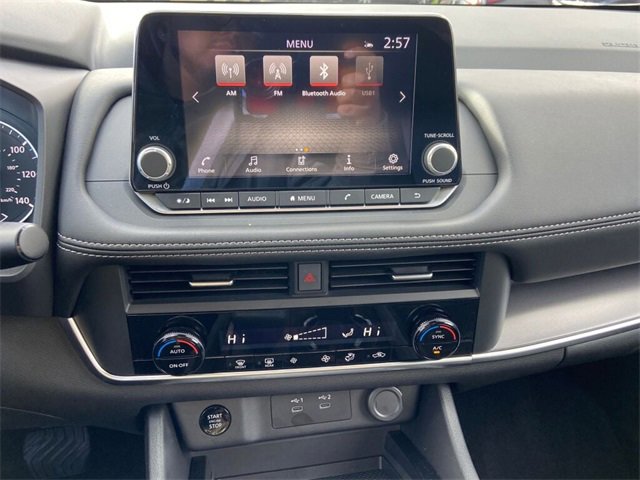 Used 2026 Nissan Rogue SV image 18