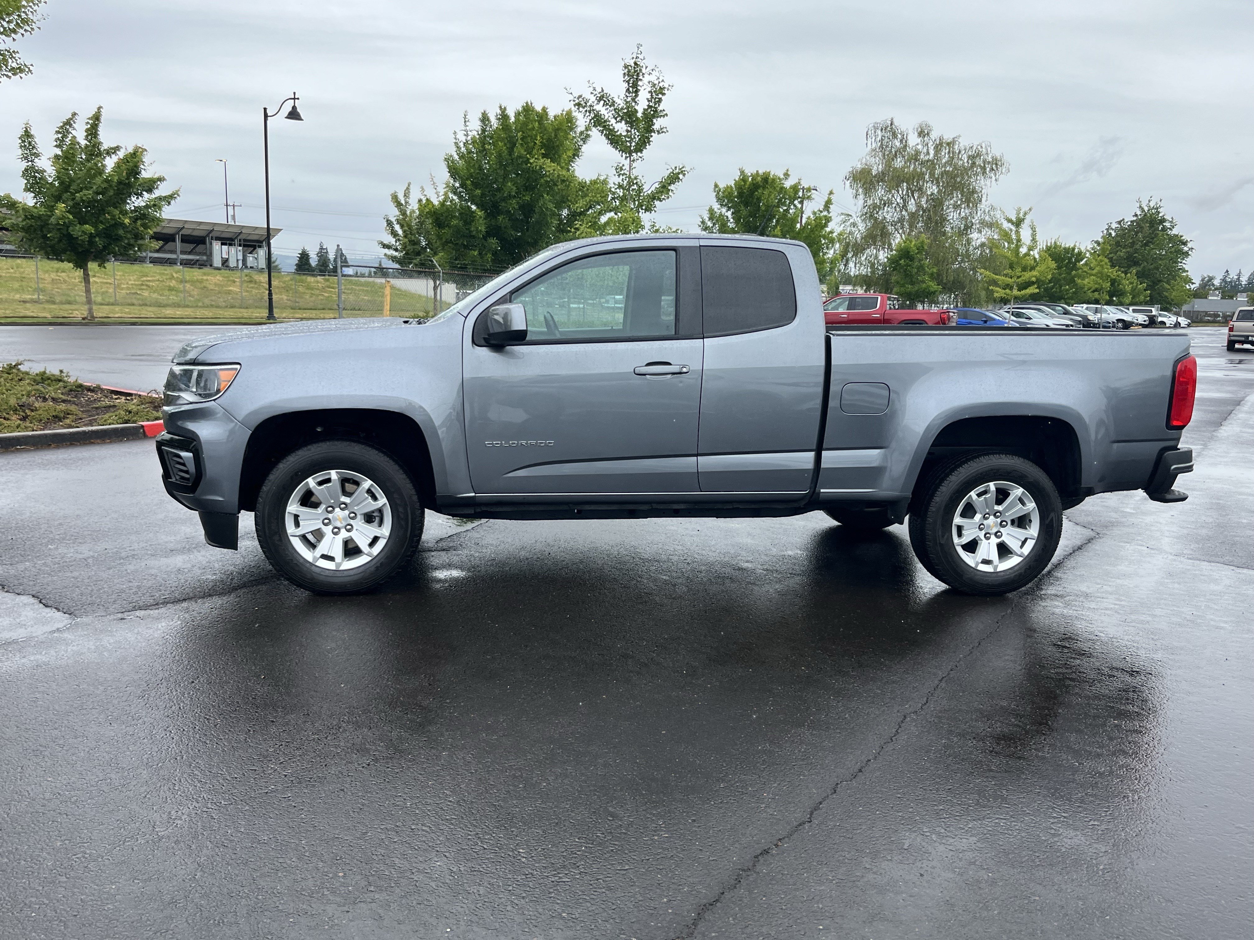 Used 2022 Chevrolet Colorado LT w/ Fleet Safety Package RWD image 2