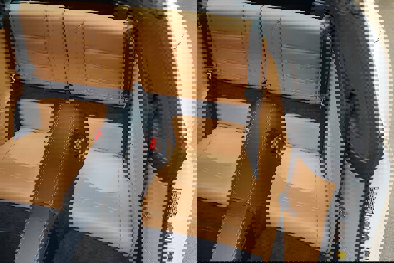 Used 2024 Porsche 911 Targa 4S w/ Premium Package image 88