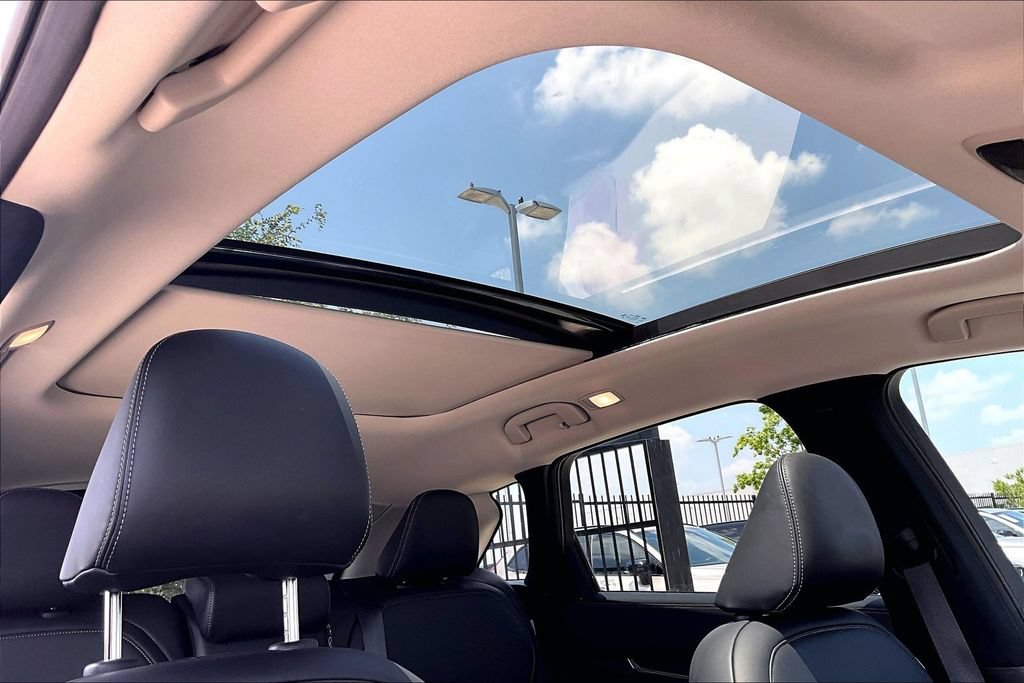 Used 2023 INFINITI QX50 Luxe FWD image 21