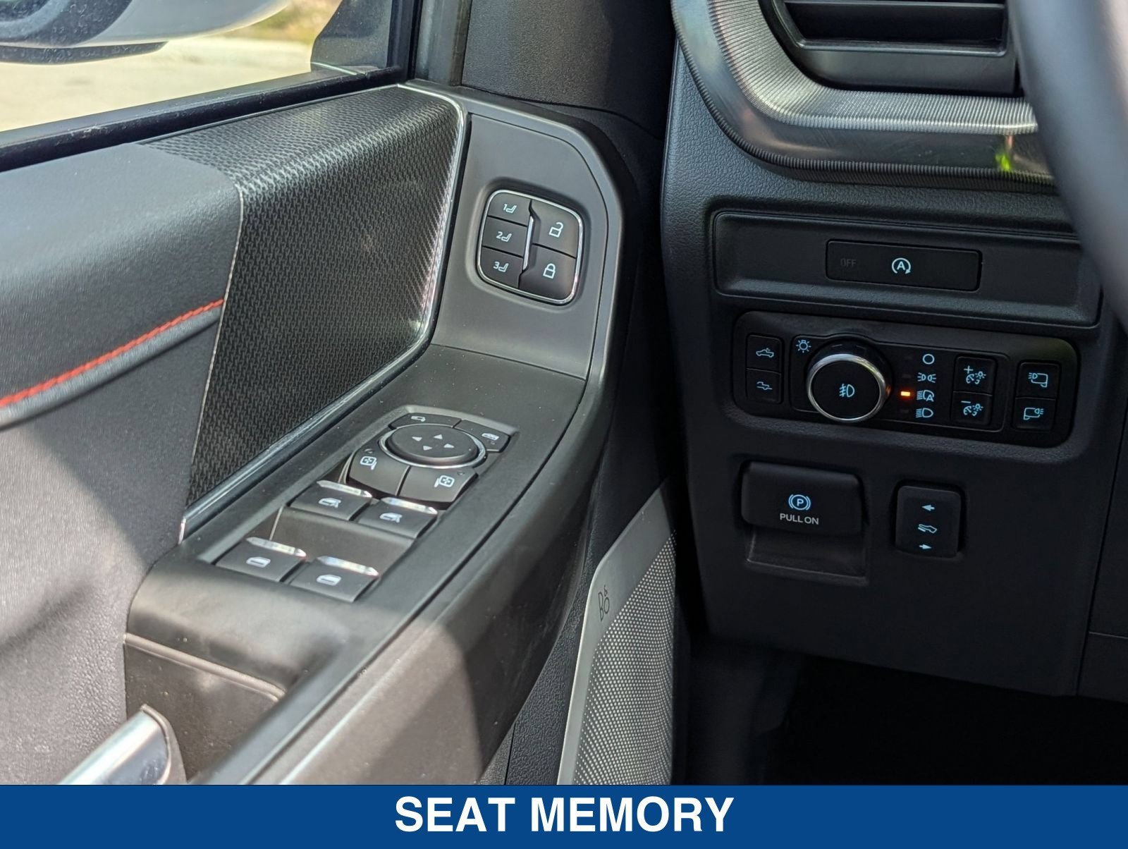 Used 2025 Ford F150 Raptor AWD/4WD image 53