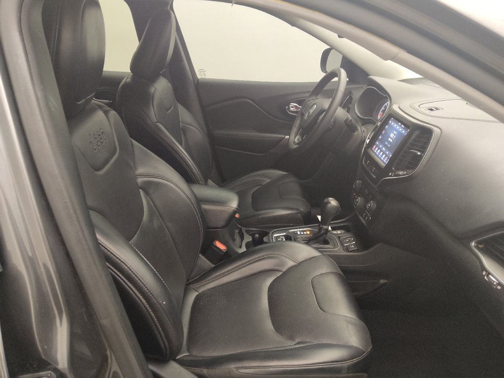 Used 2022 Jeep Cherokee Latitude Lux FWD image 21
