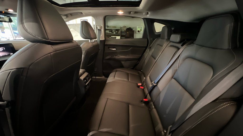 New 2025 Nissan Murano SL image 8