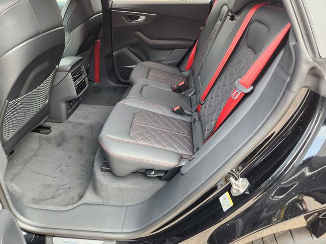 New 2026 Audi SQ8 Prestige image 28