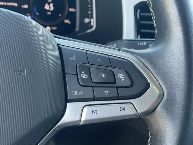 Used 2022 Volkswagen Atlas Cross Sport SE w/ Panoramic Sunroof Package FWD image 9