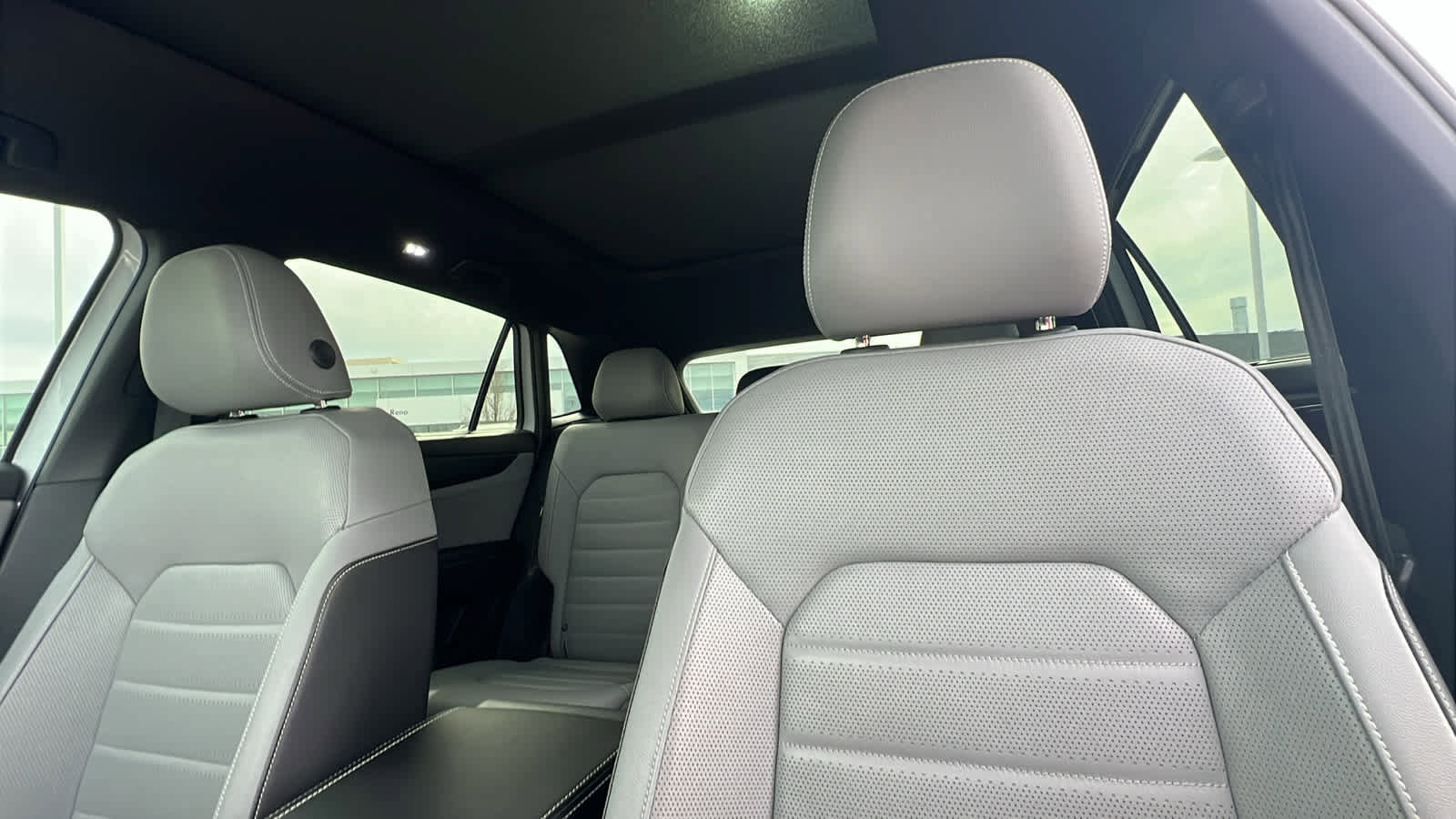 Used 2024 Volkswagen Atlas Cross Sport SEL R-Line image 11