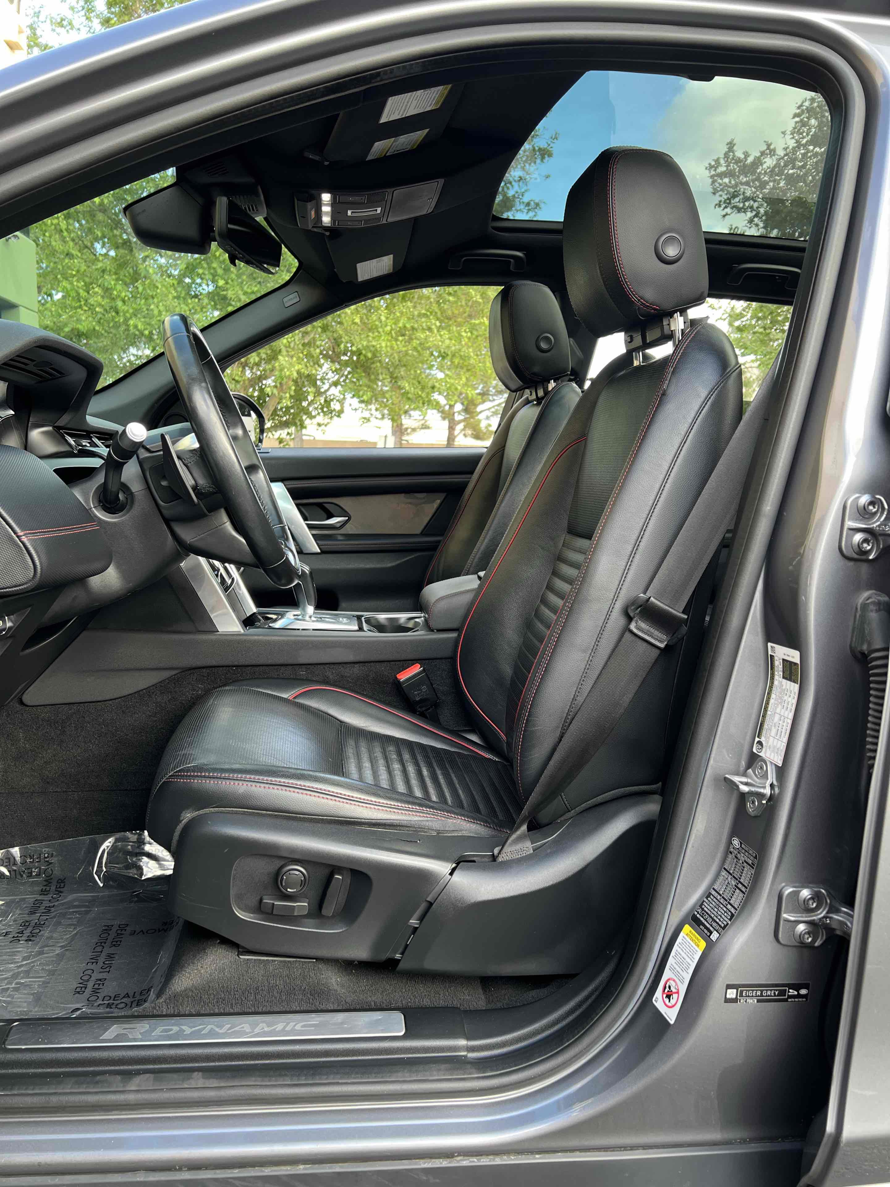 Used 2020 Land Rover Discovery Sport S R-Dynamic AWD/4WD image 33