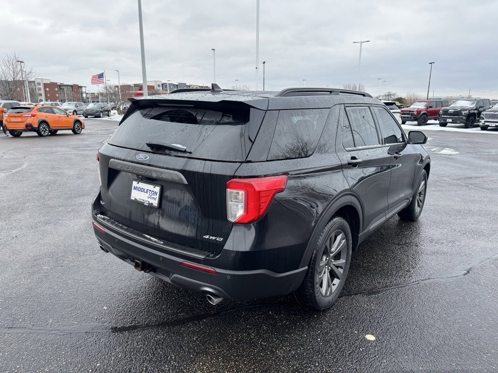 Certified 2023 Ford Explorer XLT w/ Equipment Group 202A image 3