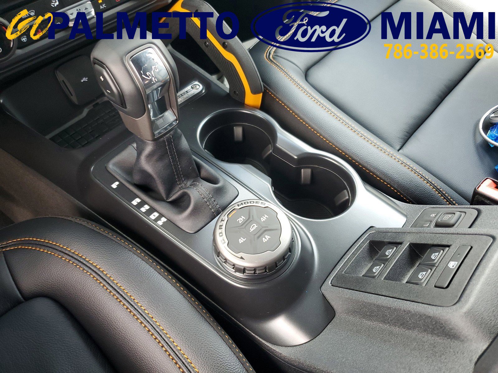 New 2024 Ford Bronco Badlands image 18