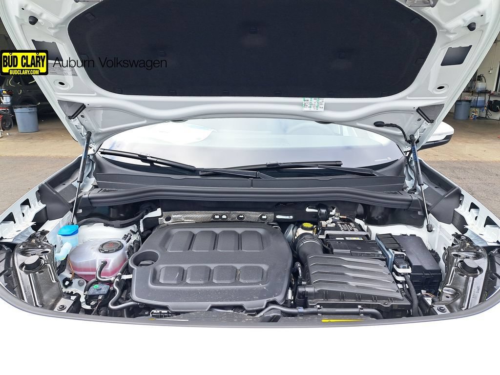 New 2026 Volkswagen Tiguan SE AWD/4WD image 17