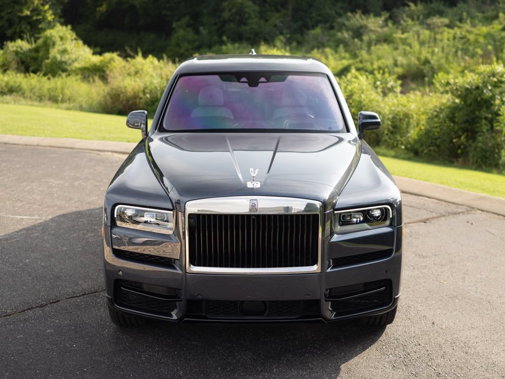 Certified 2022 Rolls-Royce Cullinan w/ Cullinan Package AWD/4WD image 13