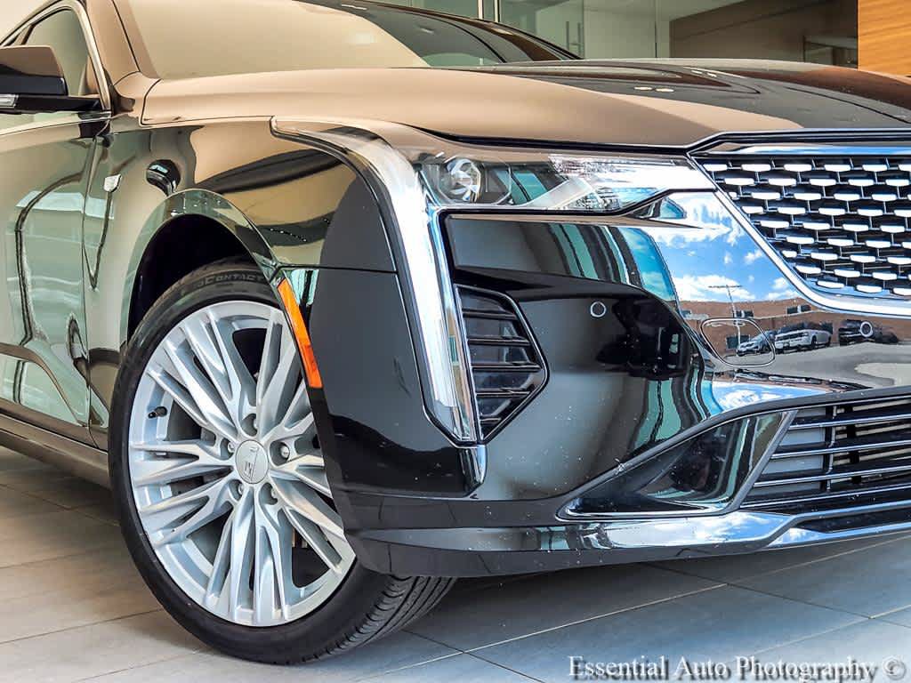 Used 2026 Cadillac CT4 Premium Luxury AWD/4WD image 4