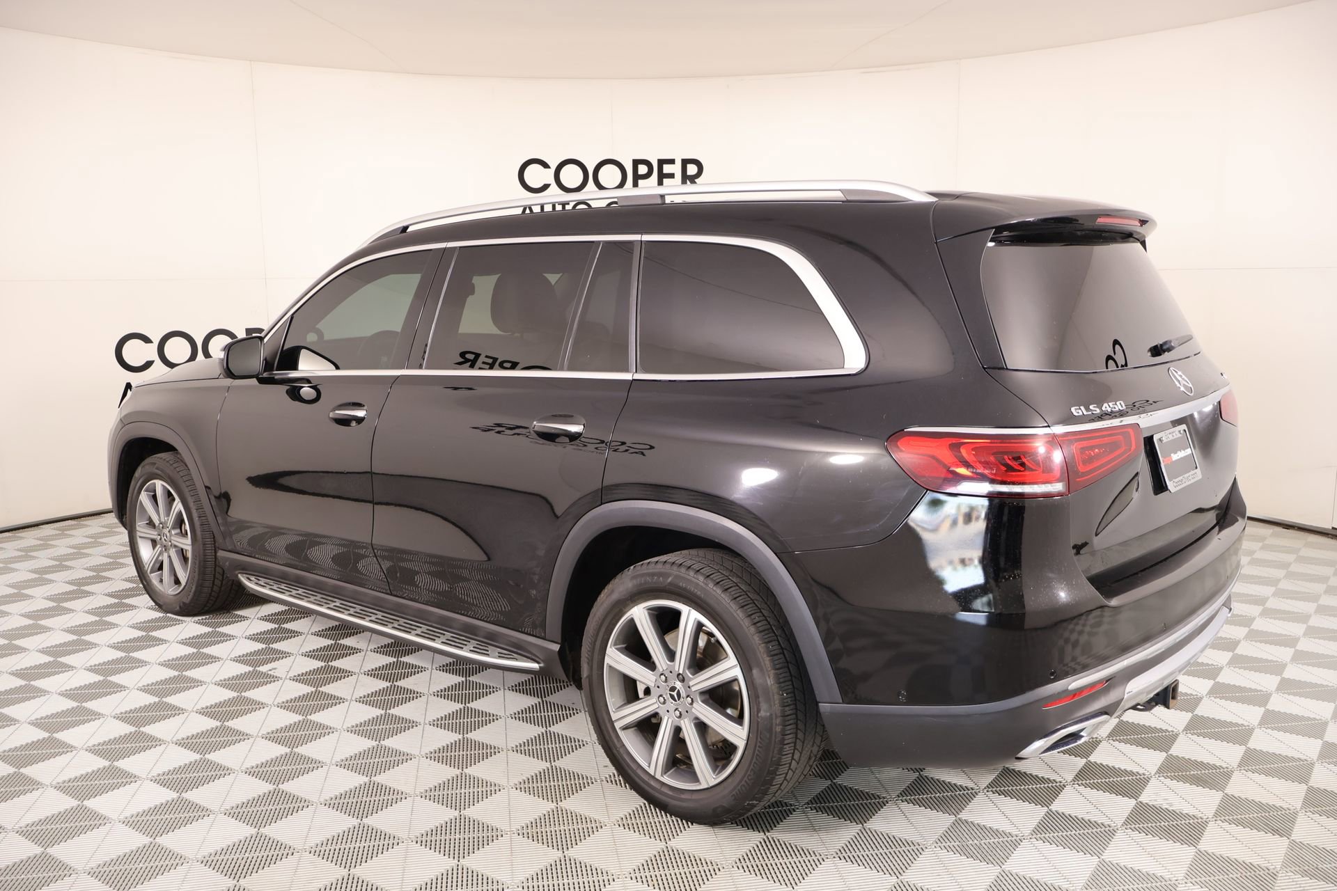 Used 2021 Mercedes-Benz GLS 450 4MATIC image 24