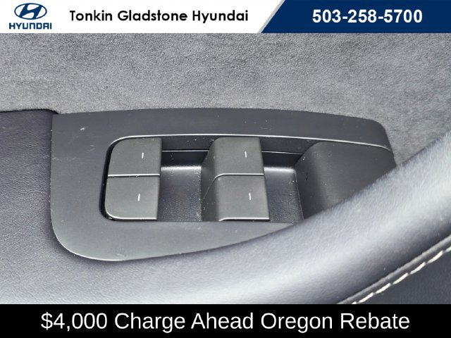 Used 2023 Tesla Model 3 Standard Range RWD image 23