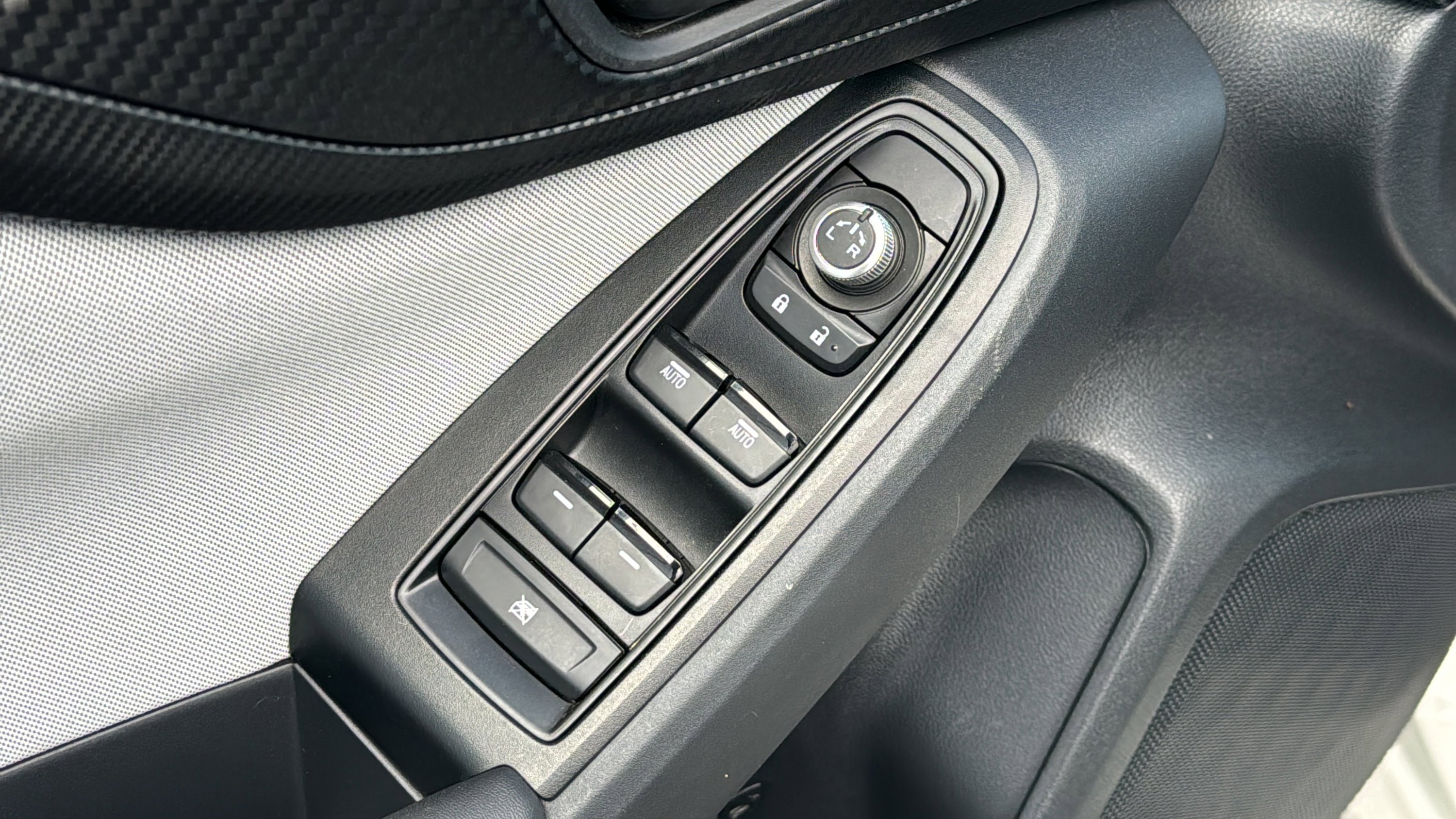 Used 2022 Subaru Crosstrek 2.0i Premium w/ Popular Package #2 image 24