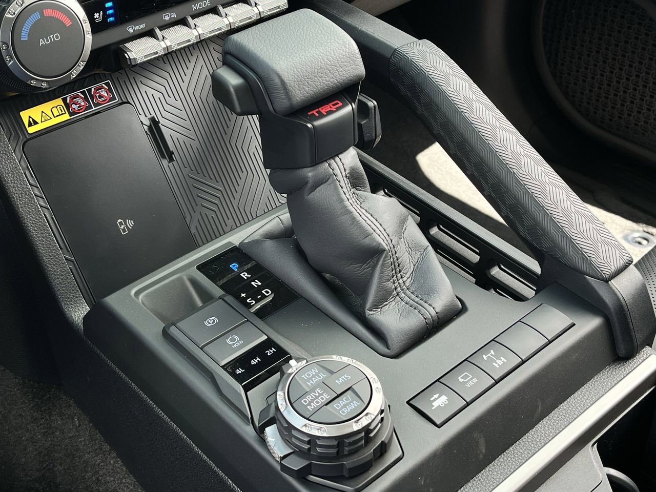New 2026 Toyota 4Runner TRD Off-Road Premium AWD/4WD image 17