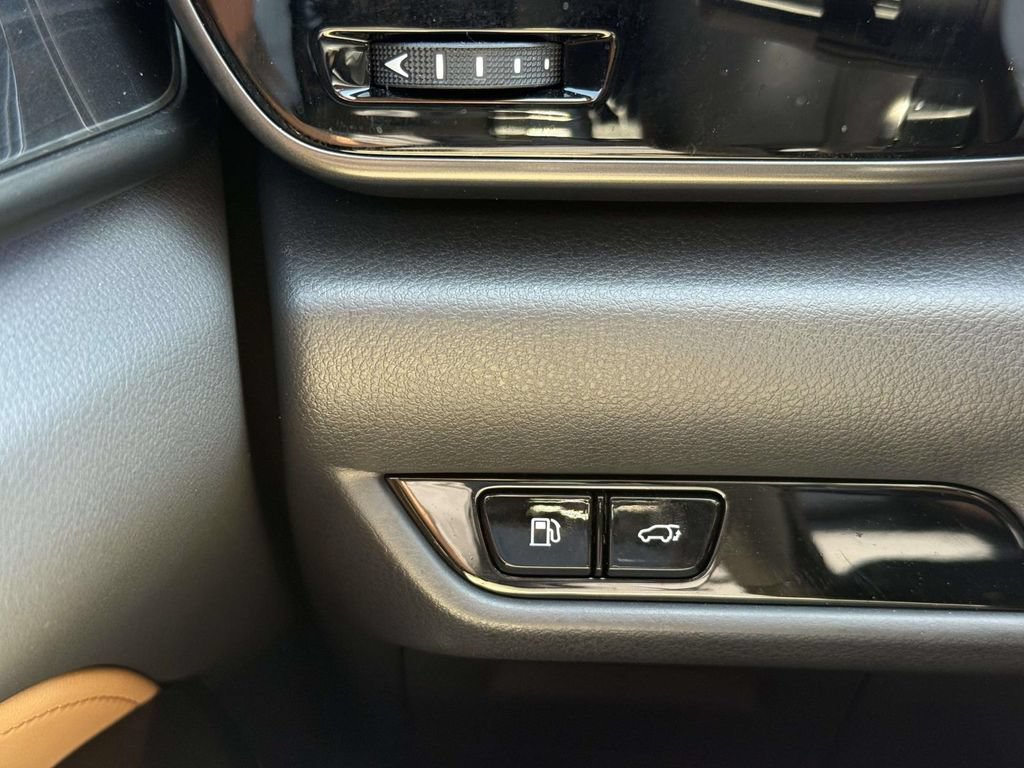 Used 2026 Lexus NX 350 AWD w/ Cold Area Package image 23