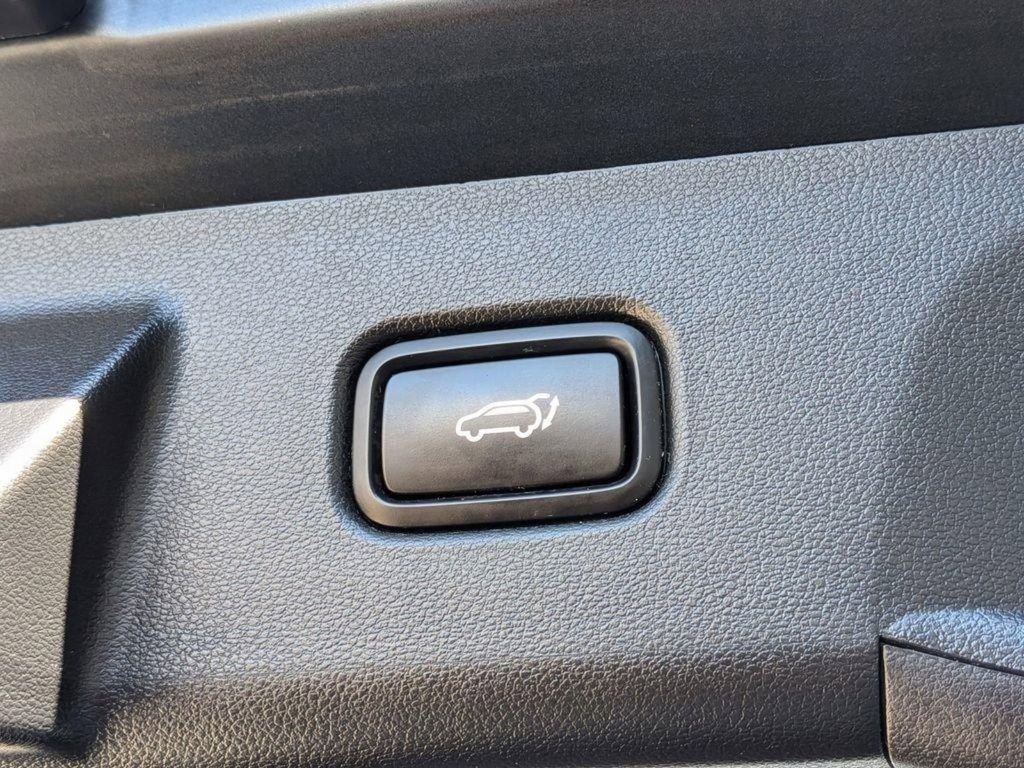 Used 2023 Hyundai Tucson SEL w/ Convenience Package image 9