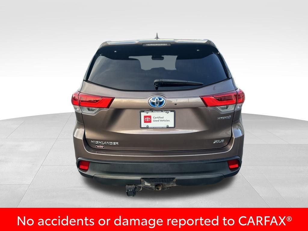 Certified 2017 Toyota Highlander XLE image 5