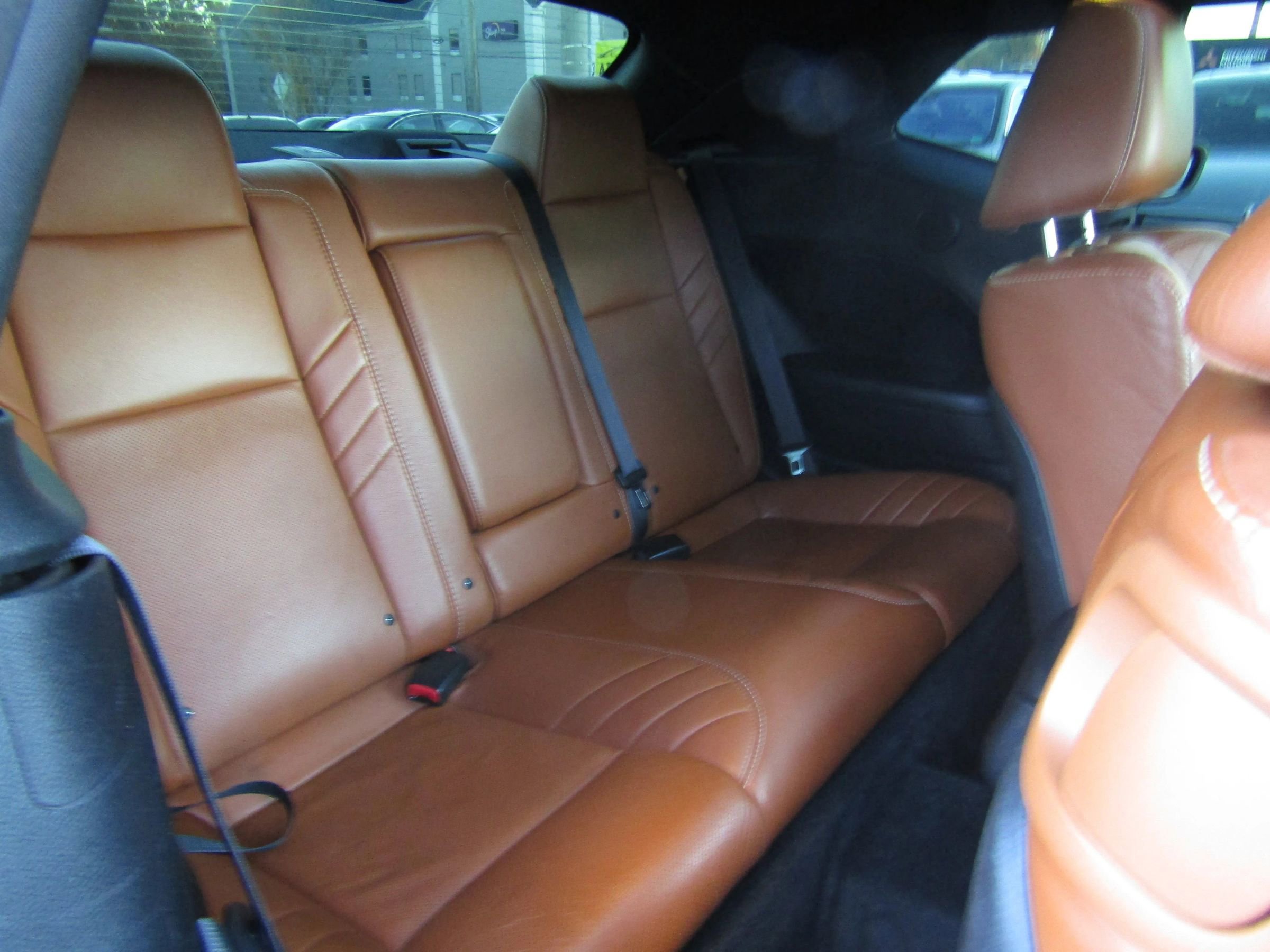 Used 2015 Dodge Challenger SRT w/ Technology Group image 13