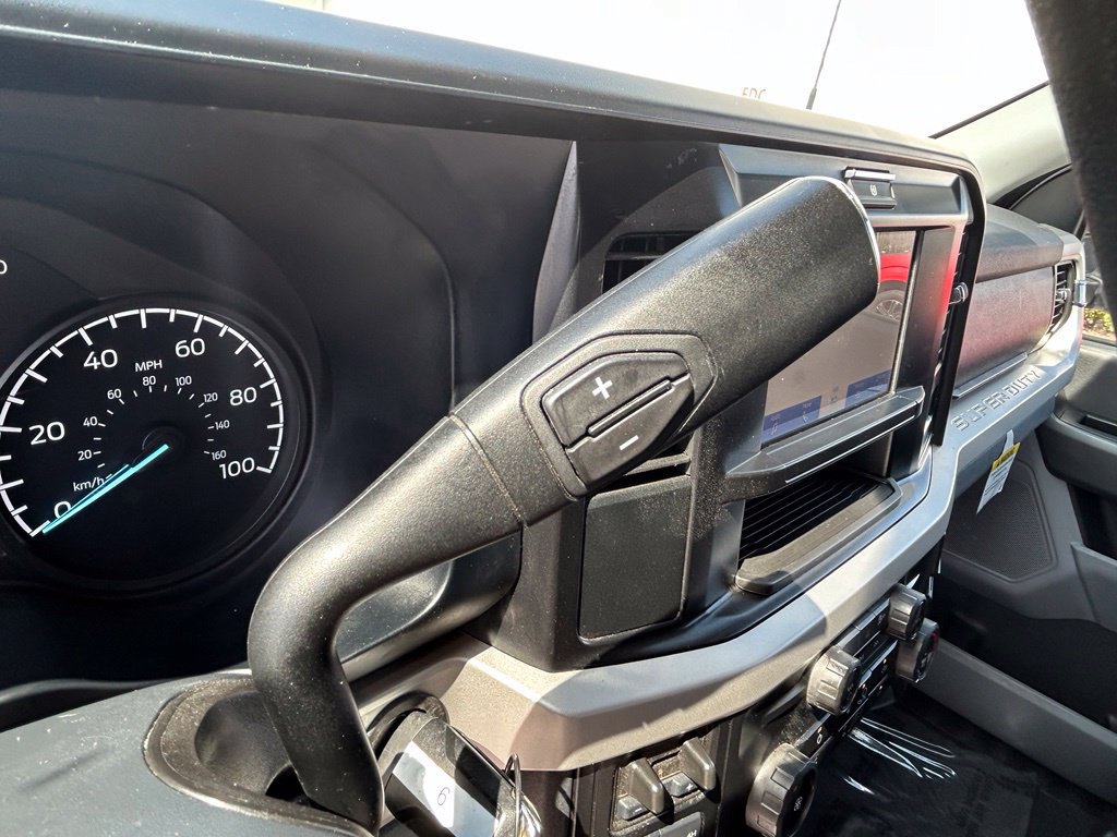 Used 2025 Ford F250 XLT AWD/4WD image 14