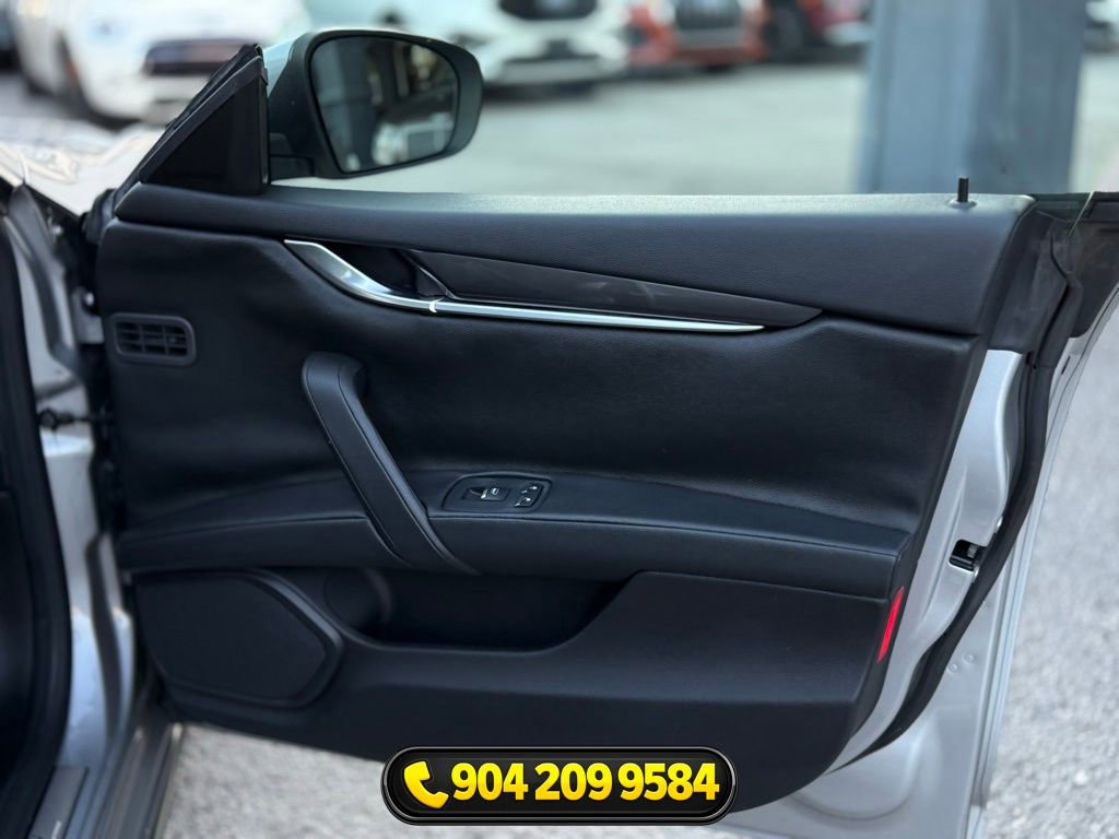 Used 2018 Maserati Ghibli image 15