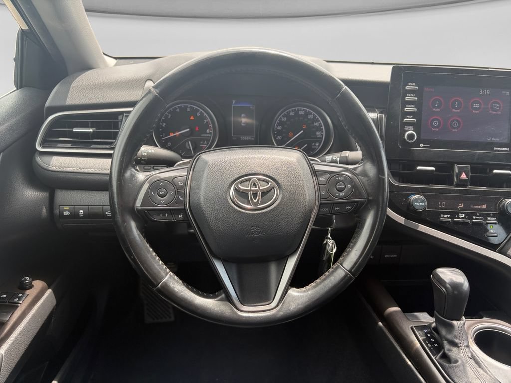 Used 2021 Toyota Camry SE FWD image 16