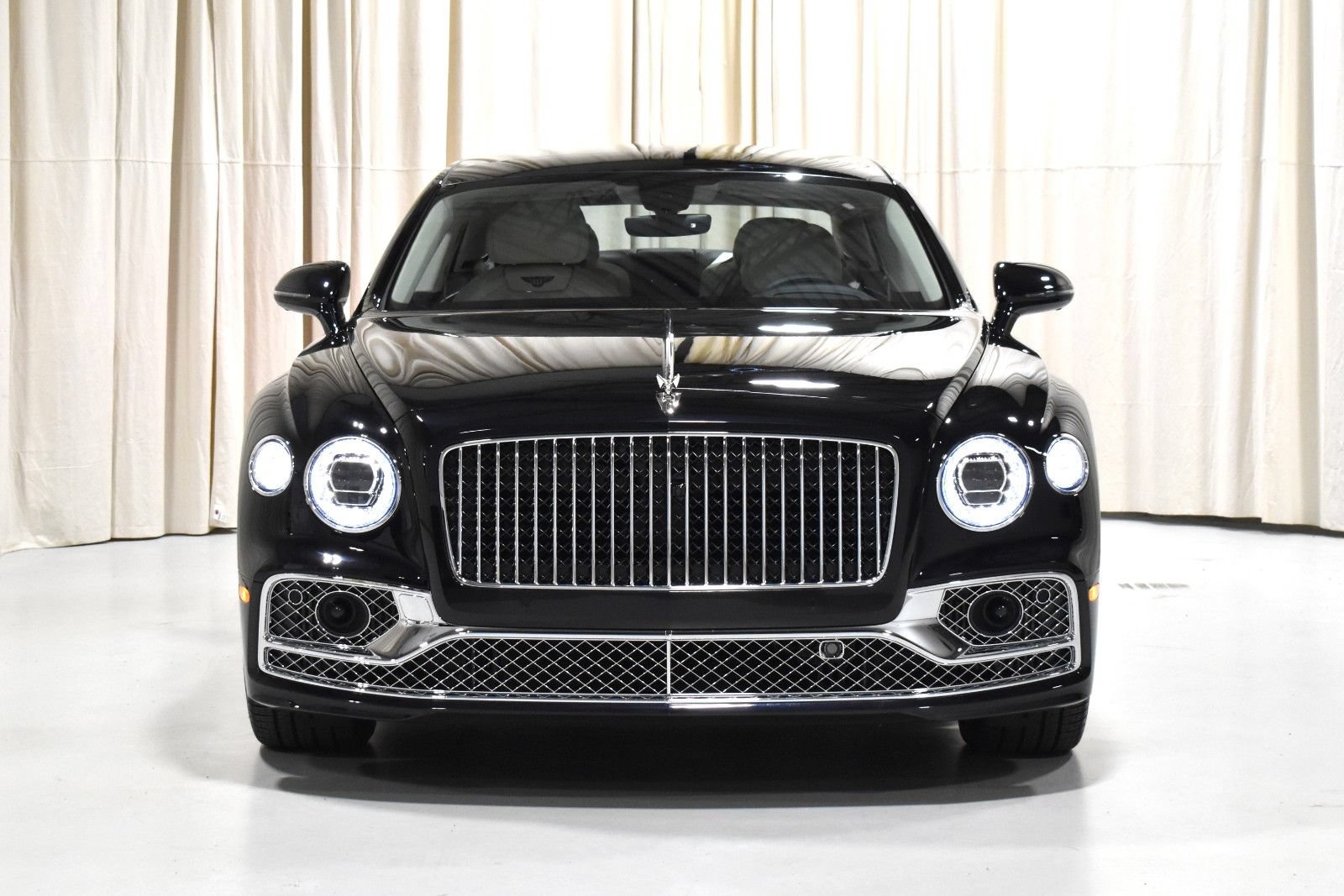 Certified 2023 Bentley Flying Spur Azure AWD/4WD image 7