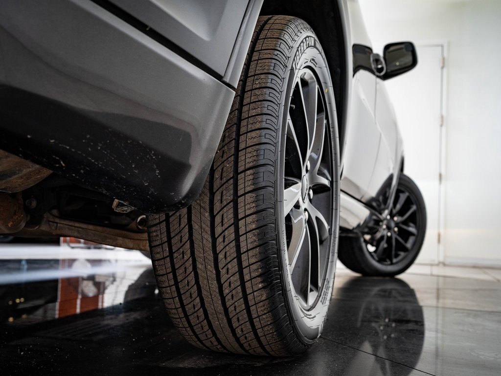 Used 2018 Dodge Durango GT w/ Premium Group image 40