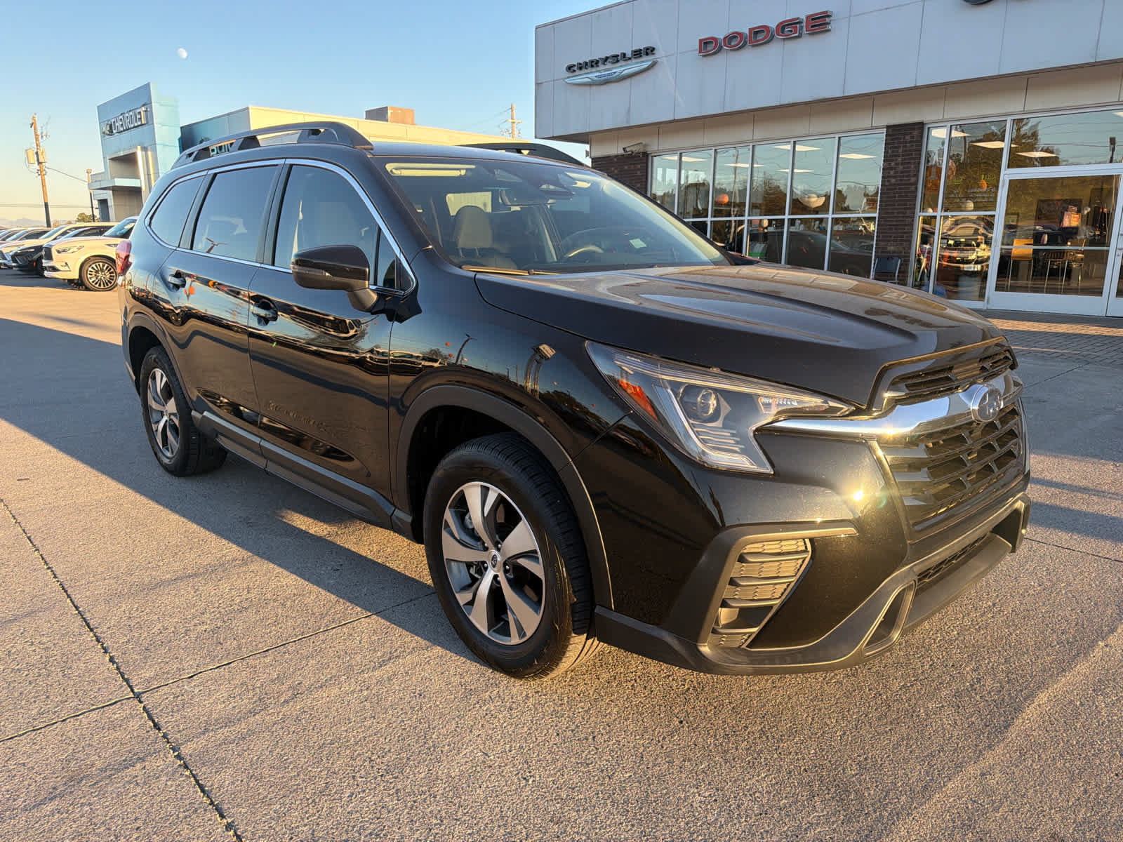 Used 2023 Subaru Ascent Premium w/ Convenience Package AWD/4WD image 1