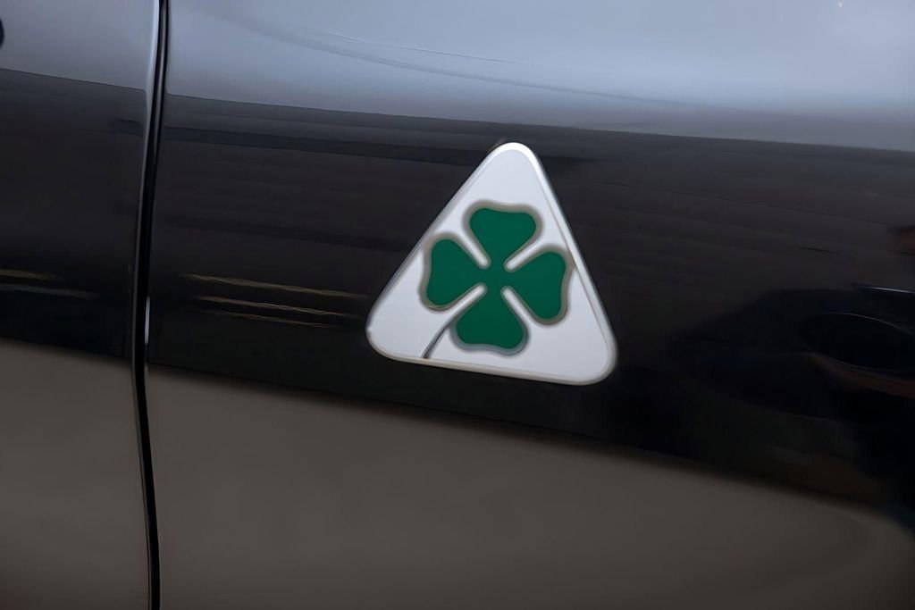 Used 2023 Alfa Romeo Stelvio Quadrifoglio AWD/4WD image 15