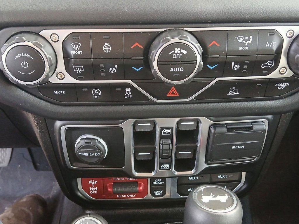 Used 2024 Jeep Wrangler Rubicon w/ Capability Package image 21