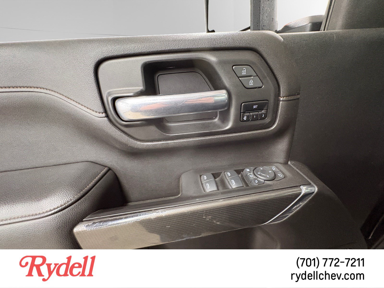 Used 2020 GMC Sierra 3500 AT4 w/ AT4 Premium Package AWD/4WD image 11