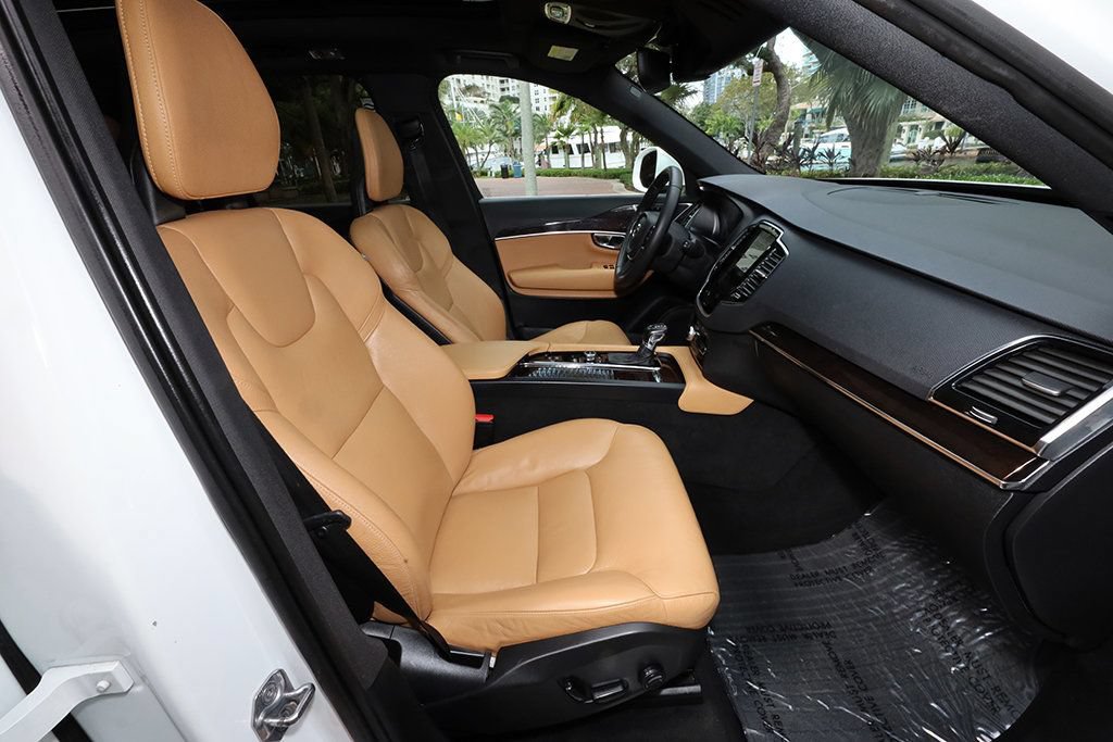 Used 2017 Volvo XC90 T6 Momentum w/ Vision Package AWD/4WD image 27