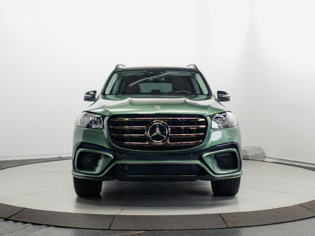 Certified 2026 Mercedes-Benz GLS 450 4MATIC w/ AMG Line Exterior image 2