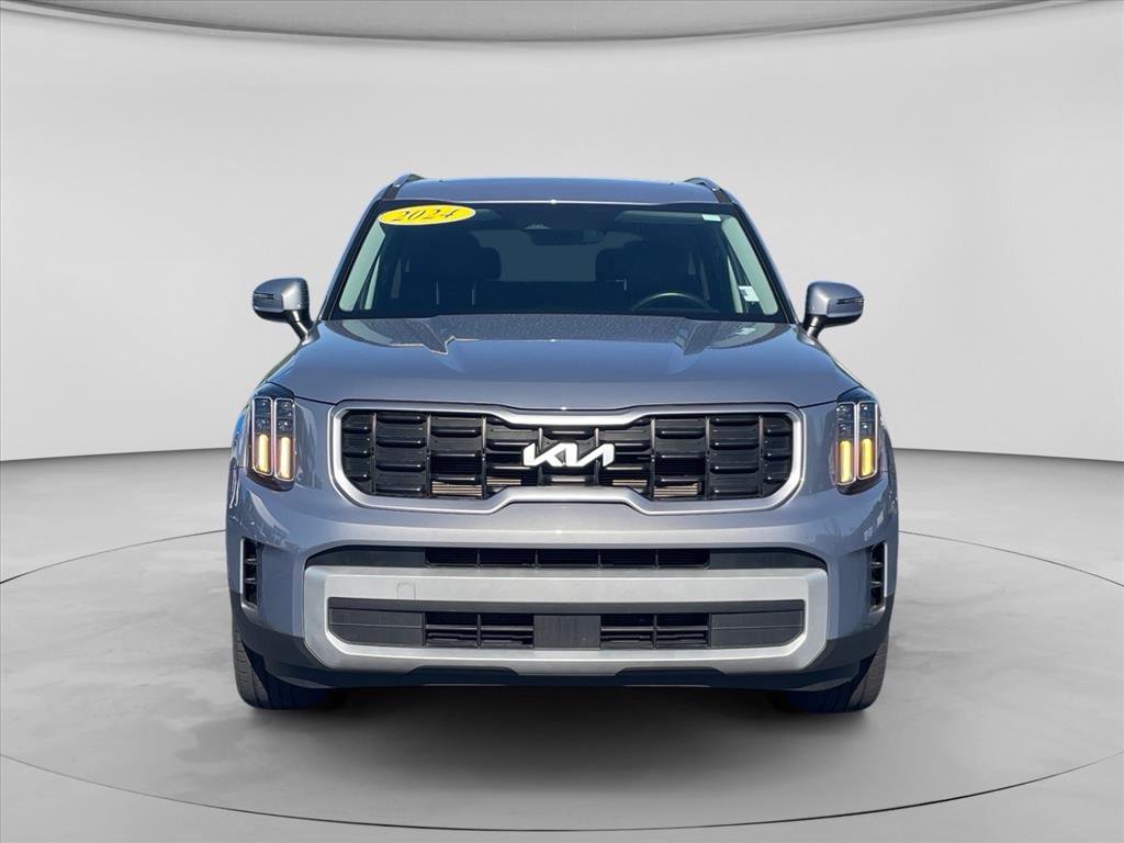 Used 2024 Kia Telluride S w/ S Sunroof Package FWD image 2