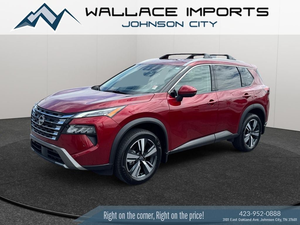 Used 2025 Nissan Rogue SL AWD/4WD image 2