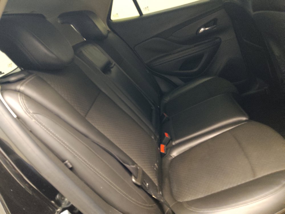 Used 2020 Buick Encore Preferred w/ Safety Package FWD image 19