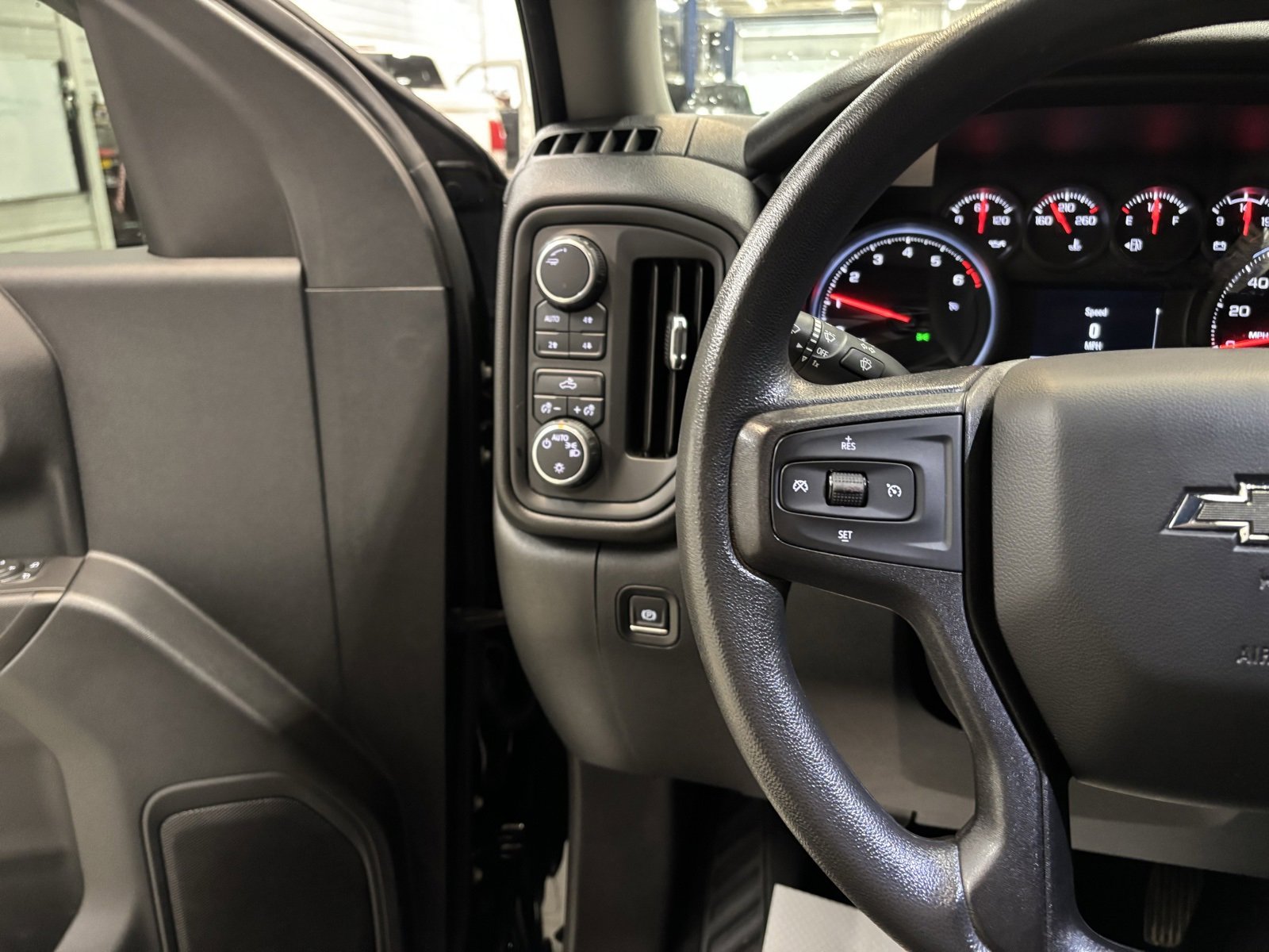 Used 2021 Chevrolet Silverado 1500 Custom Trail Boss image 16