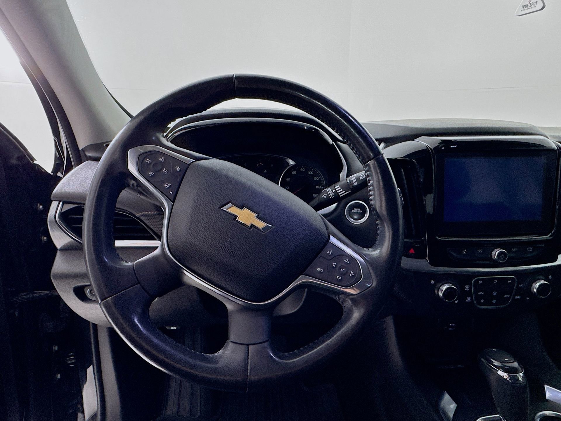 Used 2020 Chevrolet Traverse Premier image 12