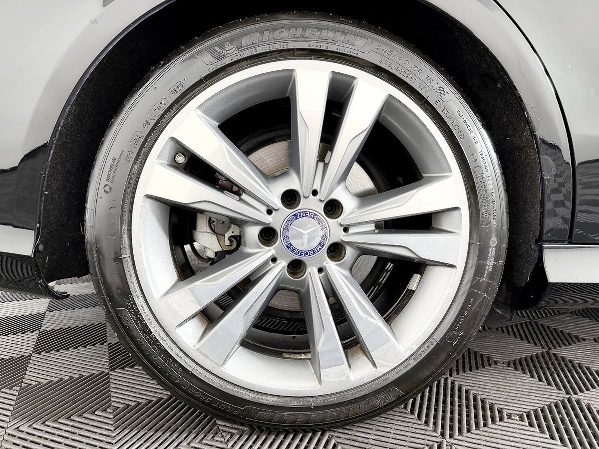 Used 2014 Mercedes-Benz E 350 Sedan image 26