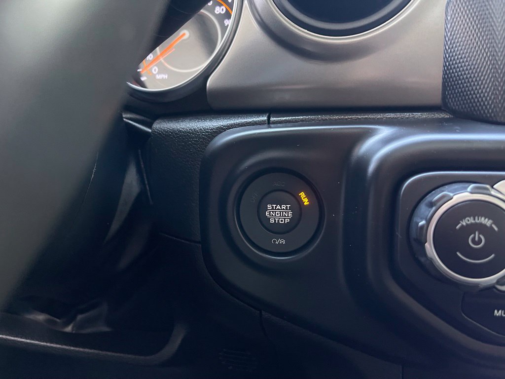 Used 2022 Jeep Wrangler Unlimited Sport AWD/4WD image 22